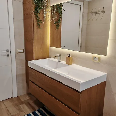 Sea Star Apartment *